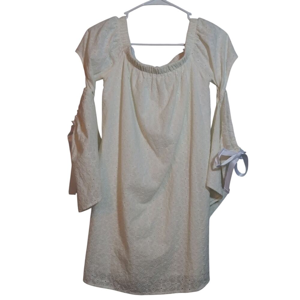 C Christian Los Angeles Cream Eyelet Off-Shoulder Dress Bow Sleeve Size Small